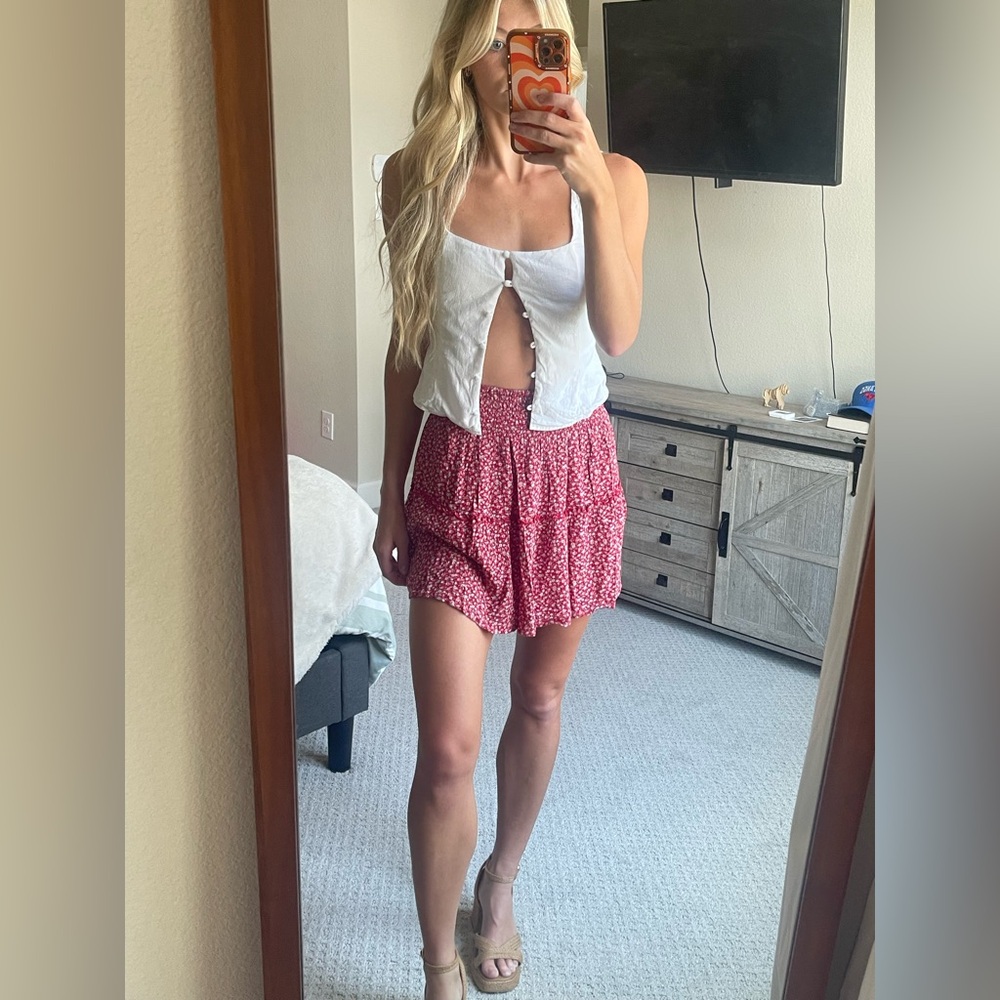 Hollister Red Floral Women's Skirt